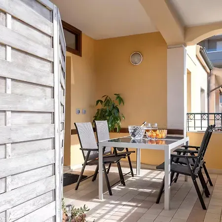 Petit Bijoux A Few Steps From The Beach, Sea View And Parking Space Apartment