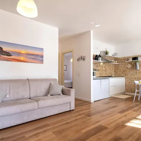 Petit Bijoux A Few Steps From The Beach, Sea View And Parking Space Alghero