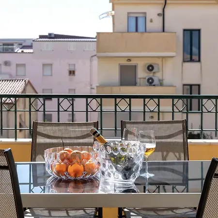 Petit Bijoux A Few Steps From The Beach, Sea View And Parking Space Lejlighed Alghero